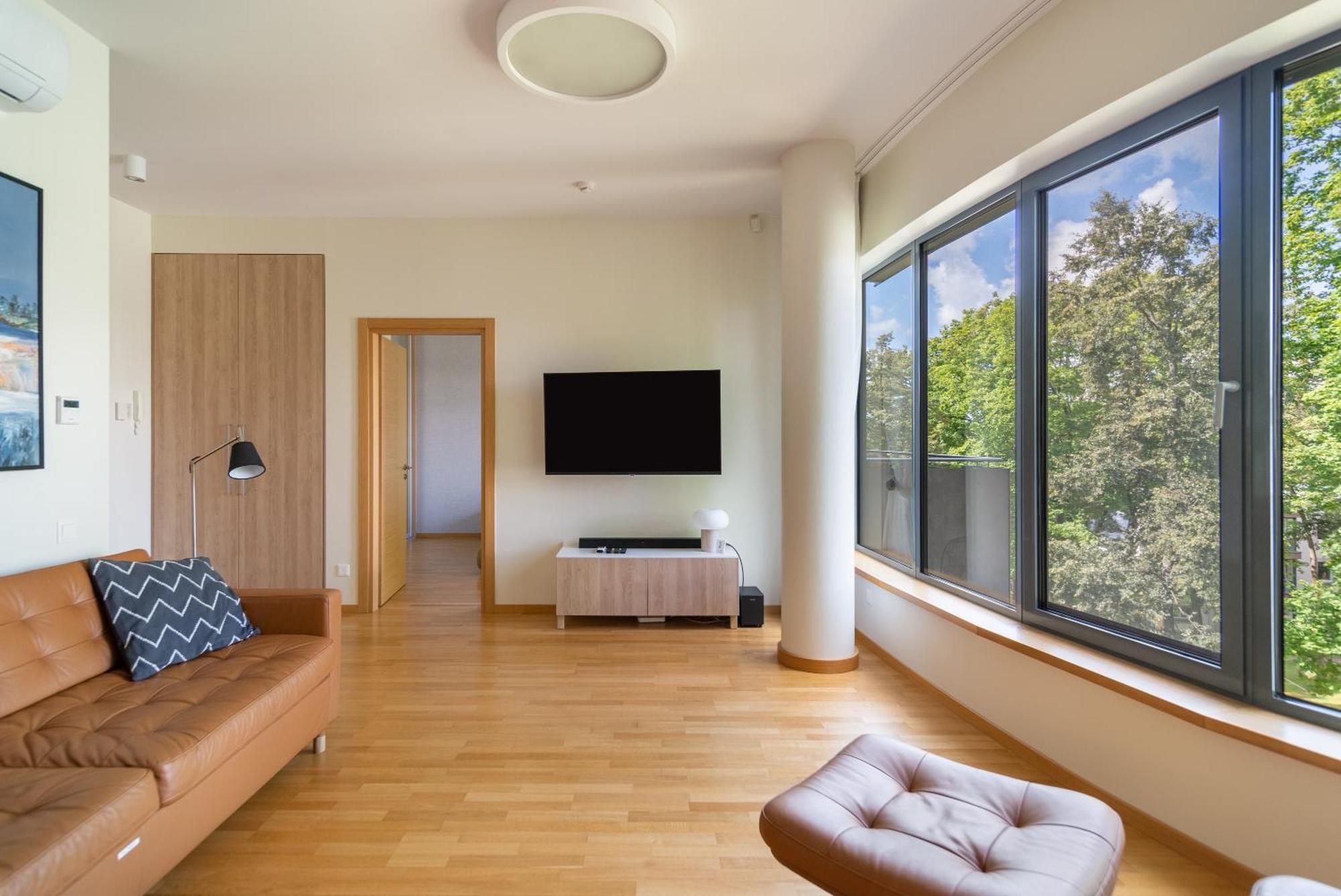 2 Bedroom Apt, 2 Garage Spots & Balconies, Self Check-In, By Cohost دروسكينينكاي المظهر الخارجي الصورة