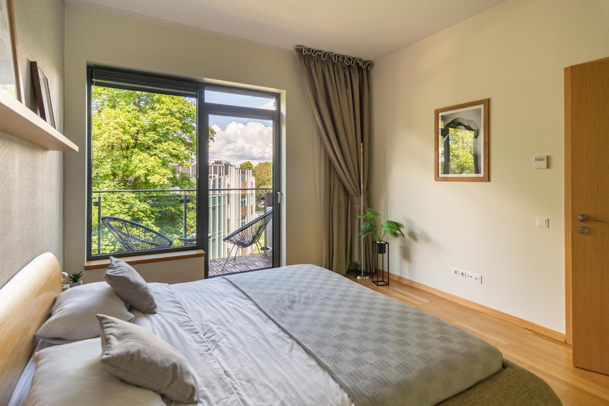 2 Bedroom Apt, 2 Garage Spots & Balconies, Self Check-In, By Cohost دروسكينينكاي المظهر الخارجي الصورة