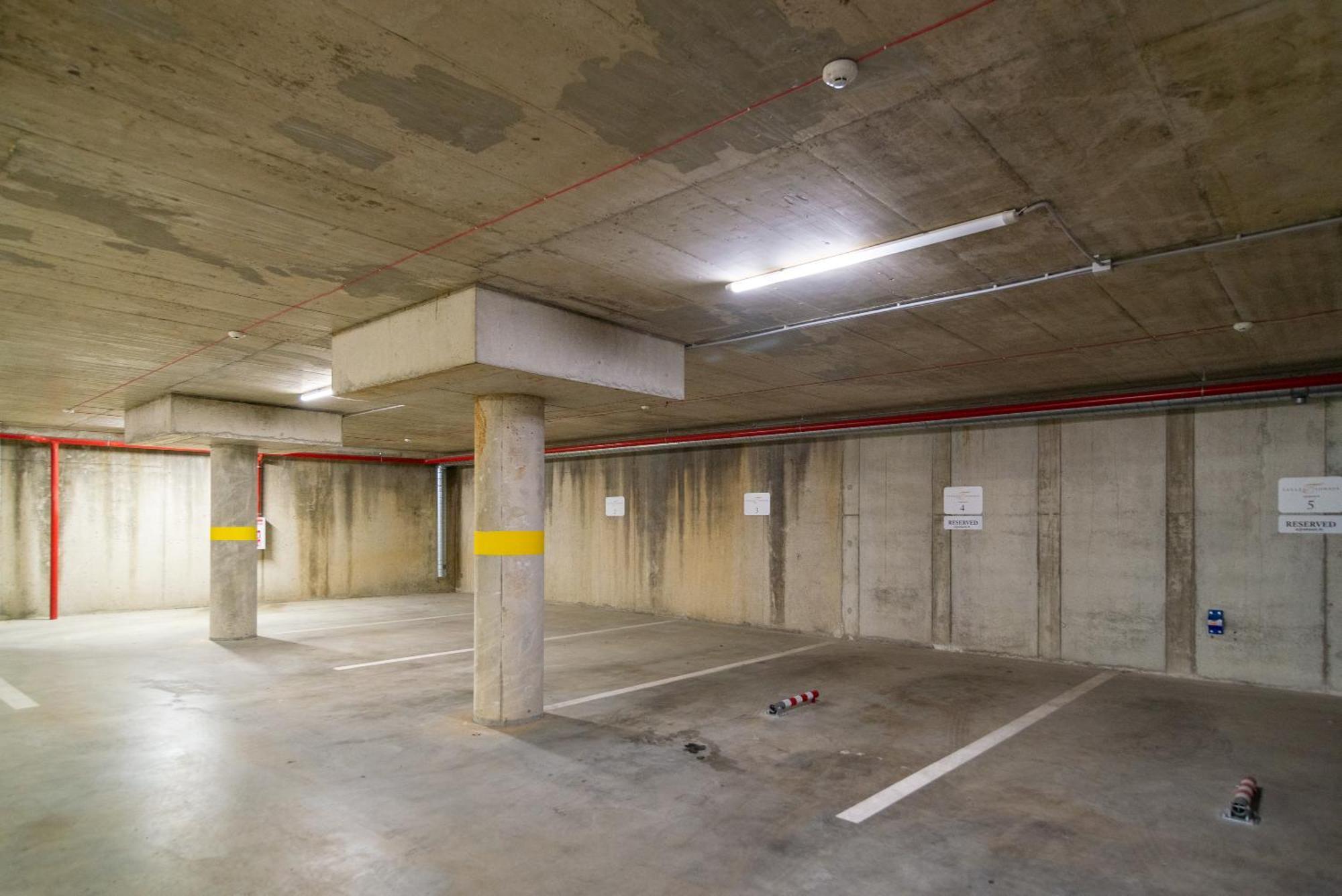 2 Bedroom Apt, 2 Garage Spots & Balconies, Self Check-In, By Cohost دروسكينينكاي المظهر الخارجي الصورة