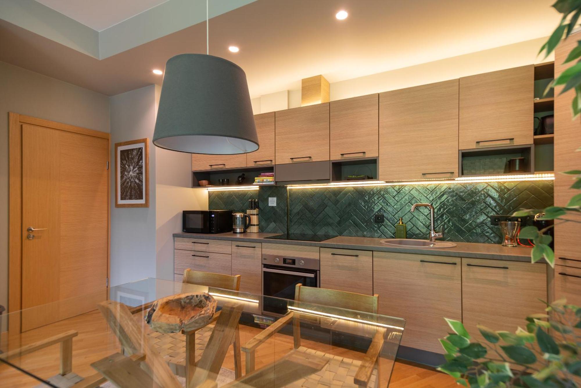 2 Bedroom Apt, 2 Garage Spots & Balconies, Self Check-In, By Cohost دروسكينينكاي المظهر الخارجي الصورة